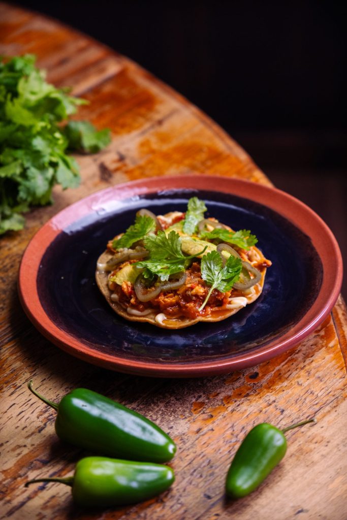 TOSTADA DE MARLIN AHUMADO