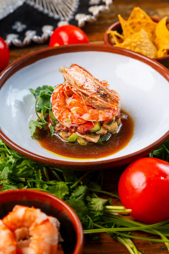 CEVICHE DE MARISCOS EN SALSAS NEGRAS